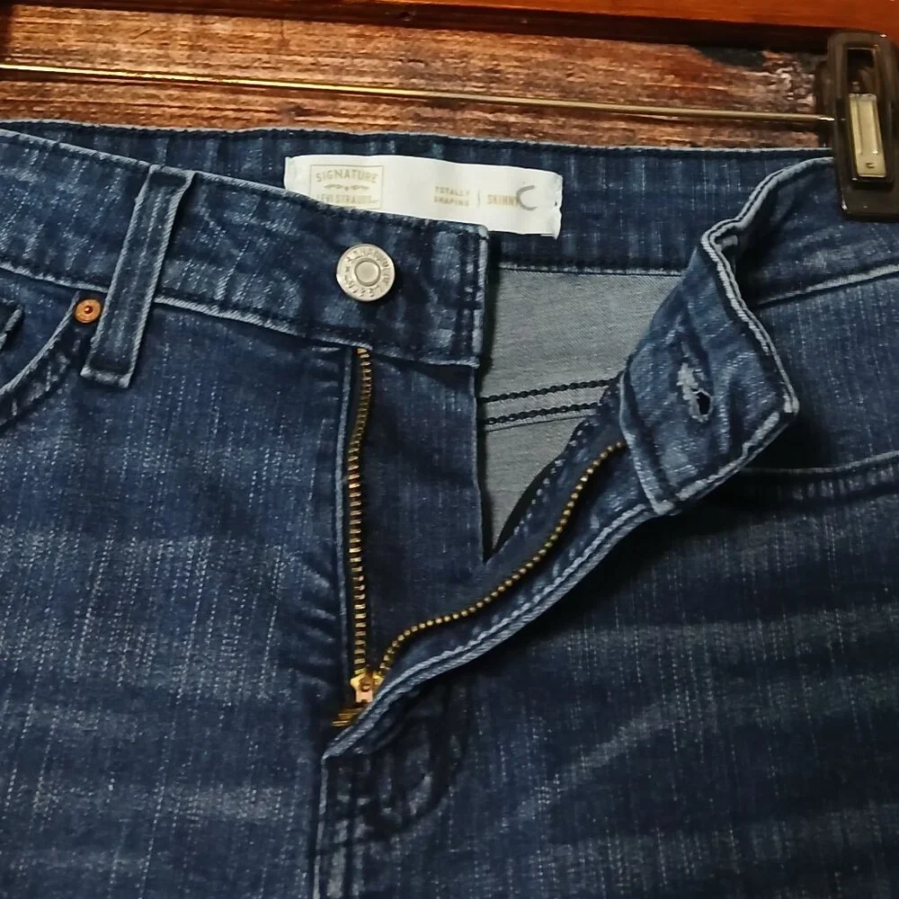 Levis Signature Gold Jeans 8 Short Skinny Totally Shaping Blue Denim Stretch - Picture 6 of 9
